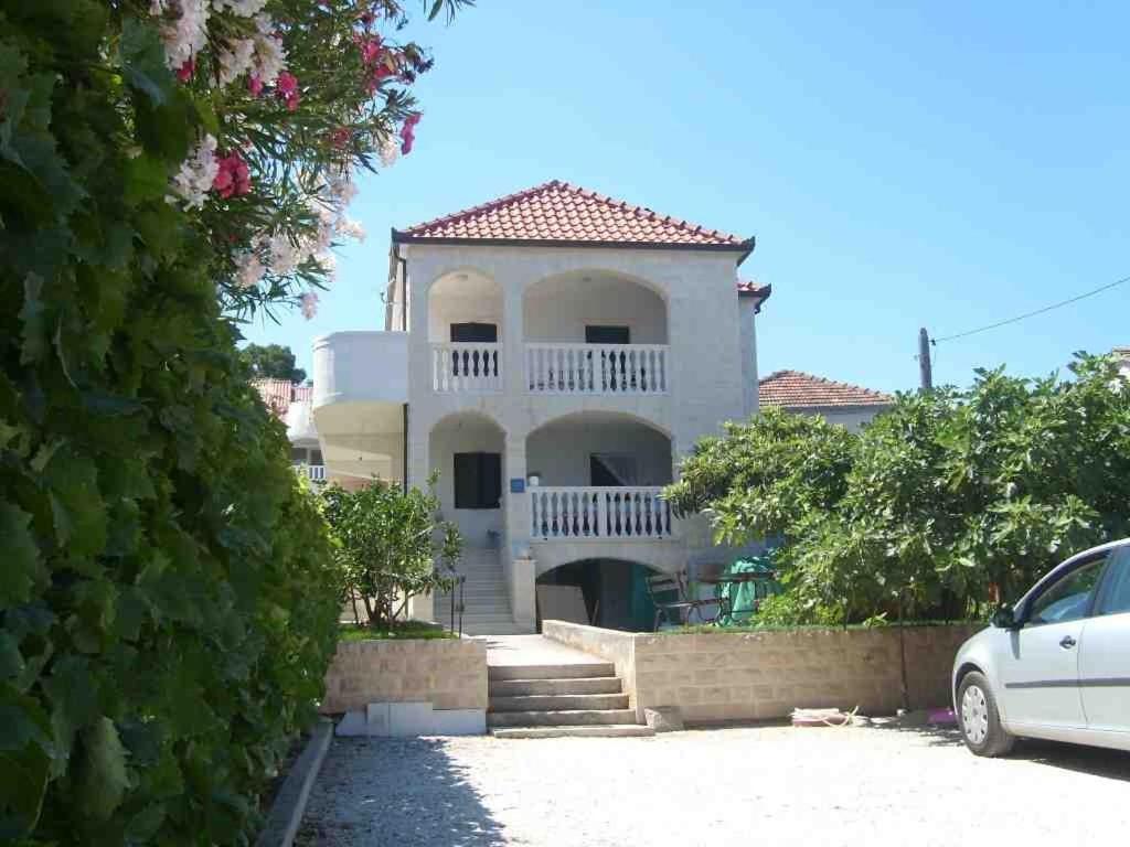 Apartments And Rooms By The Sea Sutivan, Brac - 2943 Εξωτερικό φωτογραφία