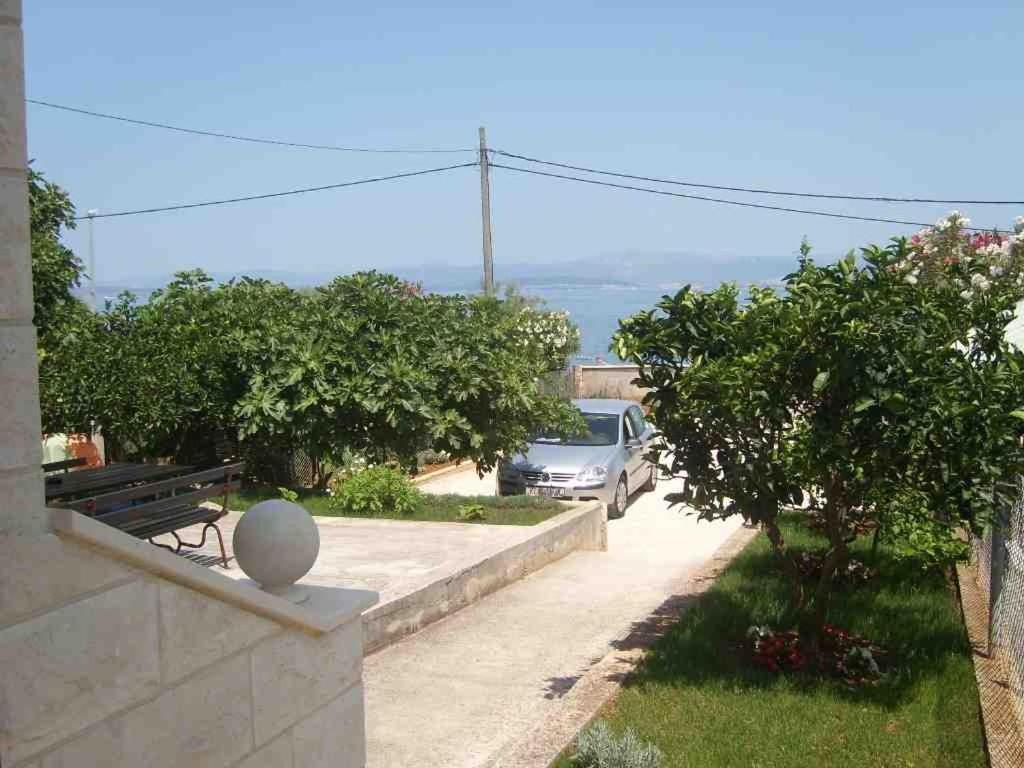 Apartments And Rooms By The Sea Sutivan, Brac - 2943 Εξωτερικό φωτογραφία