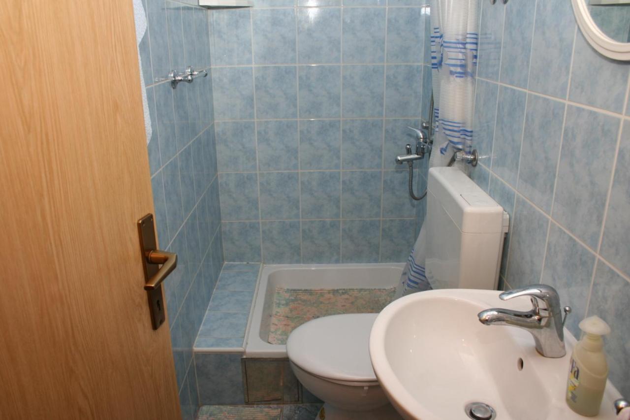 Apartments And Rooms By The Sea Sutivan, Brac - 2943 Εξωτερικό φωτογραφία